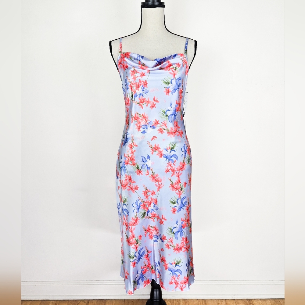 🦋LAST🦋 NWT Bebe Satin Drape Floral Midi Dress, Size Large